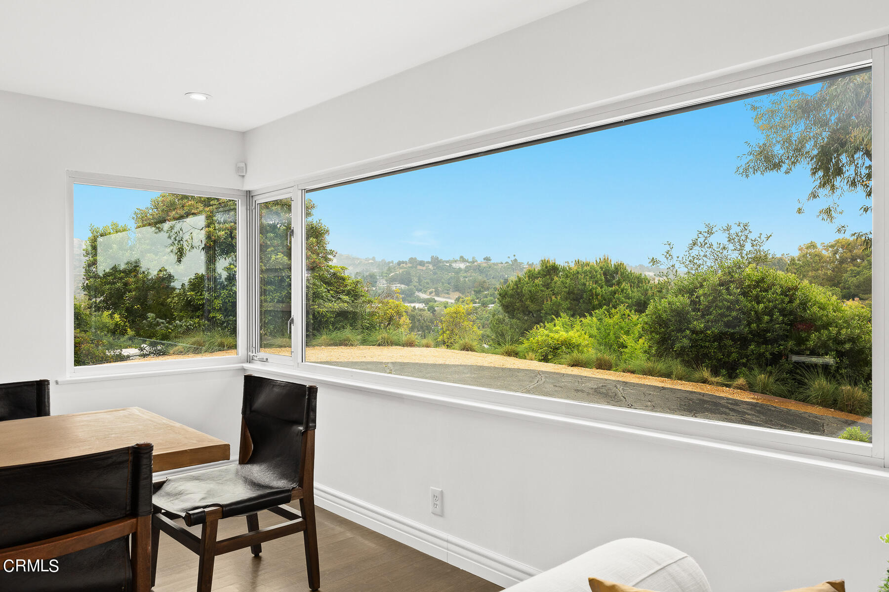 1770 Kaweah Drive Pasadena, CA 91105 - Photo 15 of 42 a view of a window in a room