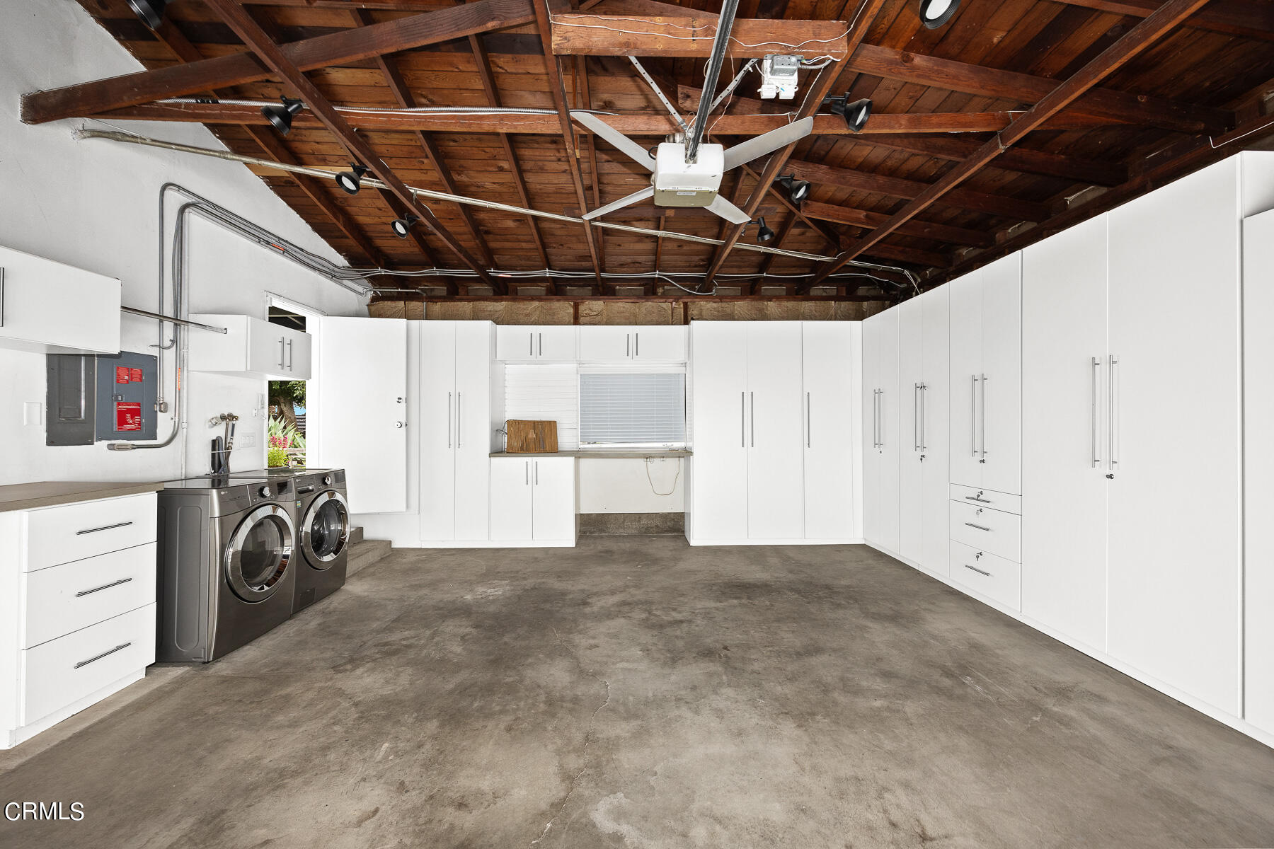 1770 Kaweah Drive Pasadena, CA 91105 - Photo 37 of 42 a view of utility room