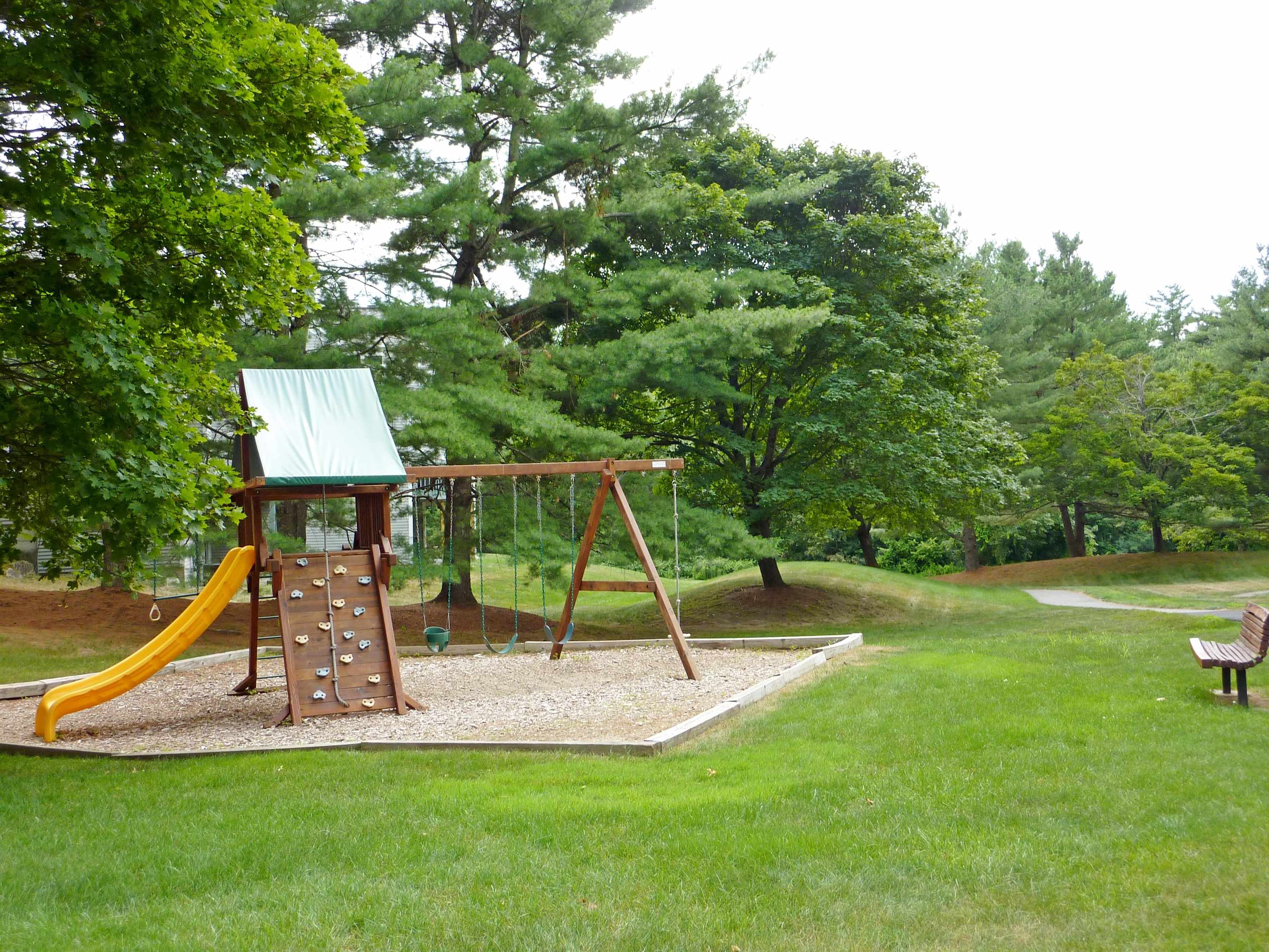 68 Heather Court Nashua, NH 03062 - Photo 31 of 38