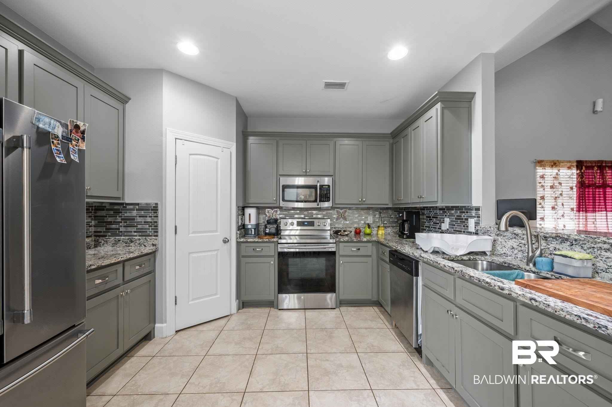 1206 Crown Walk Drive Foley, AL 36535 - Photo 9 of 33