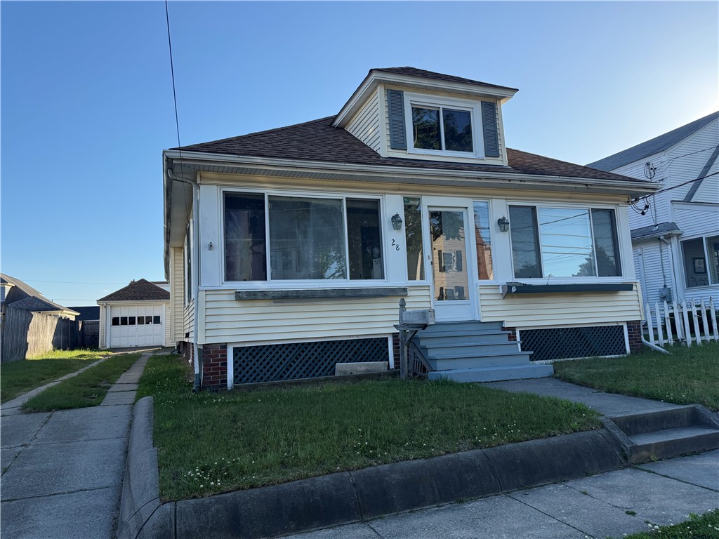 28 Richland Road Cranston, RI 02910 - Photo 1 of 17