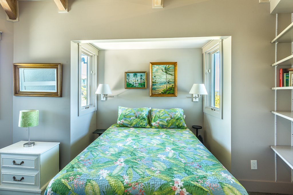 1719 Kingfisher Road St. George Island, FL 32328 - Photo 16 of 41