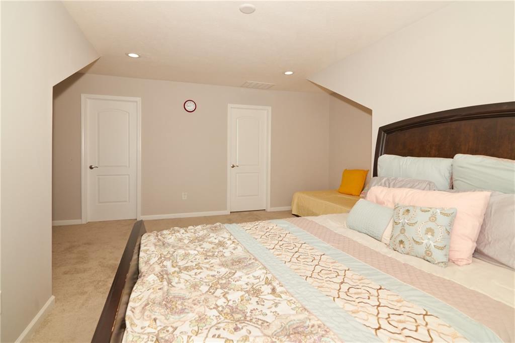 2565 Winterhawk Road Greenwood, IN 46143 - Photo 17 of 23 Gallery Image 17