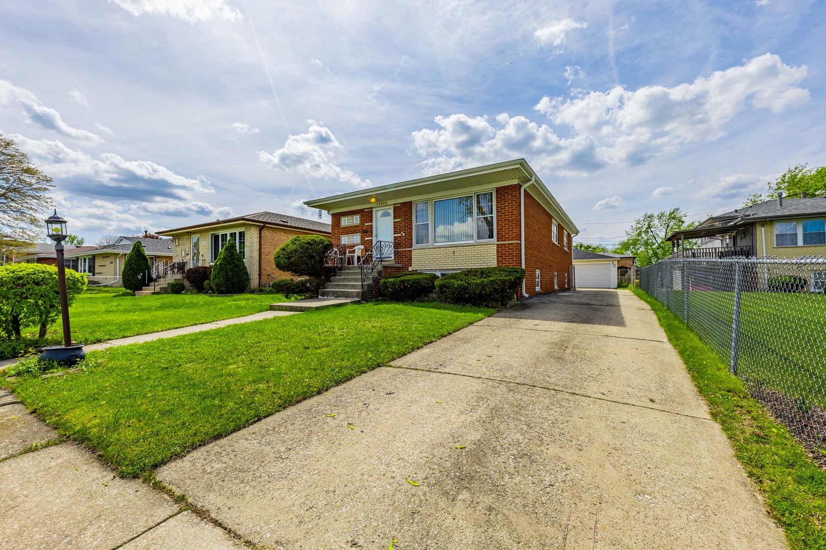 10808 Major Avenue Chicago Ridge, IL 60415 - Photo 1 of 27 Gallery Image 1