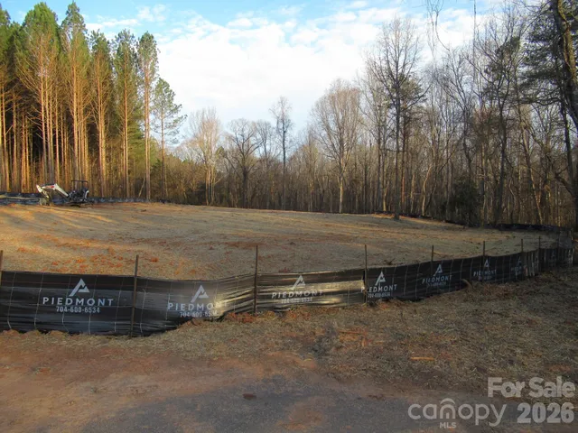 a view of a outdoor space