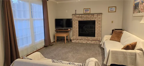 $265,000 | 64 Twin Oak Drive, Gates, NY 14606