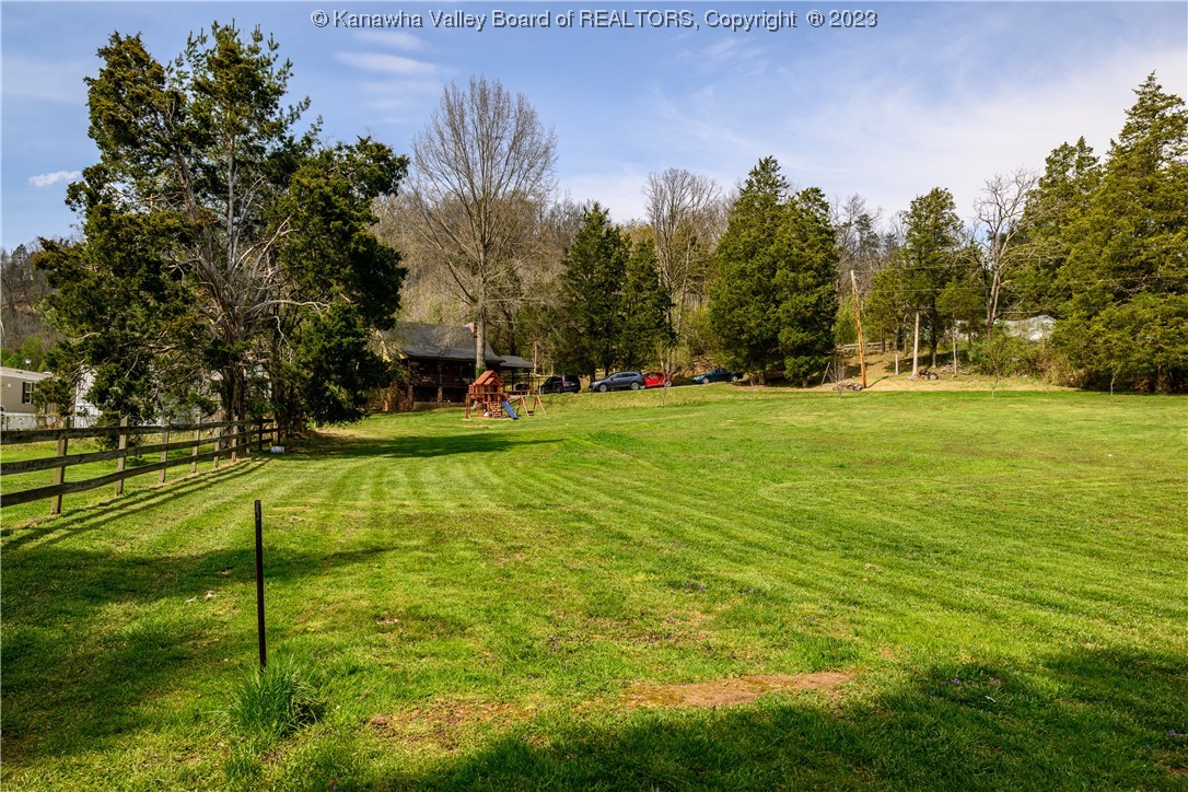 1835 Martha Road Barboursville, WV 25504 - Photo 8 of 32 Gallery Image 8