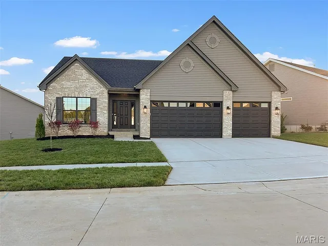 $620,000 | 127 Columbia Mdws Lane, O'Fallon, MO 63366