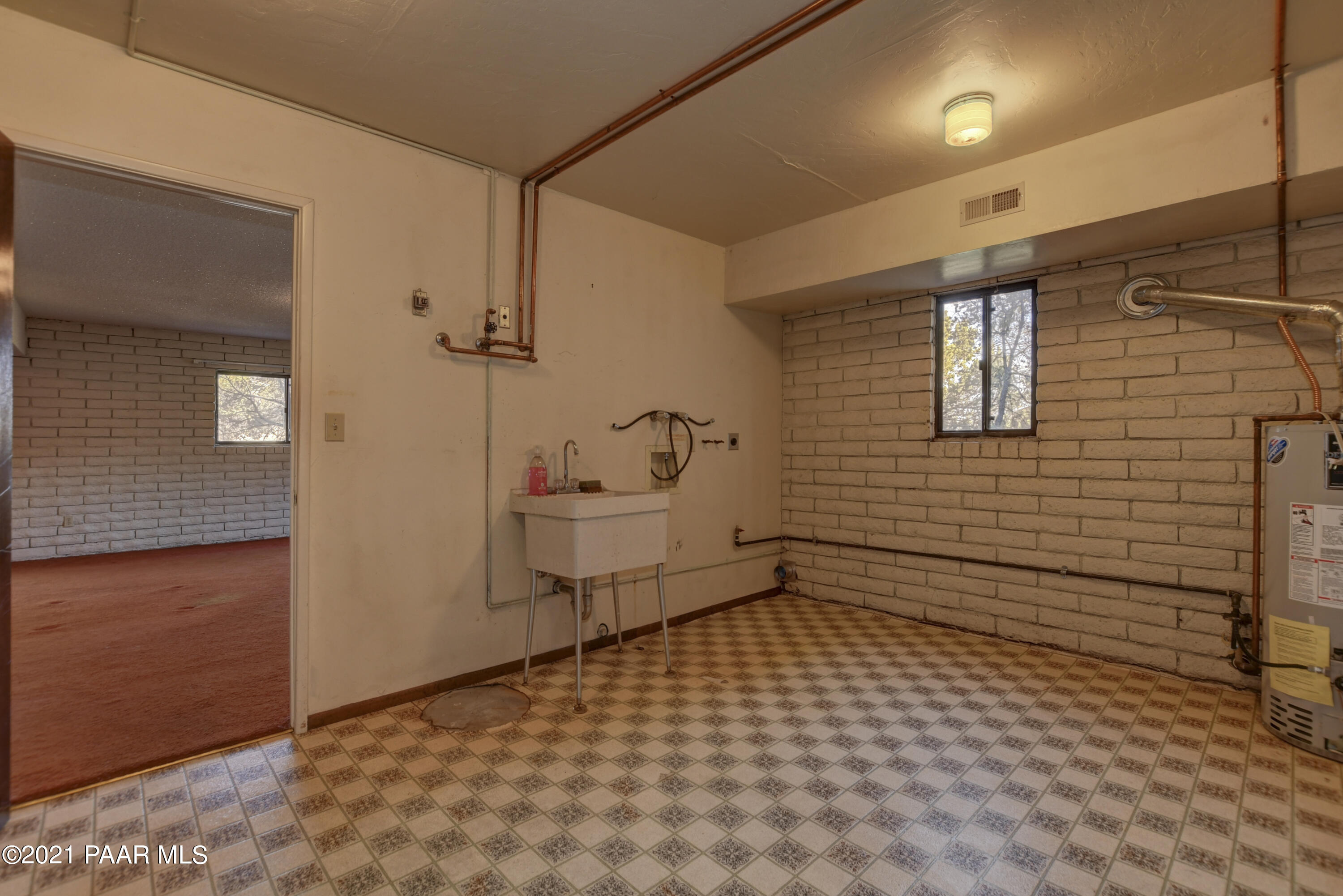 2016 Forest Hills Road Prescott, AZ 86303 - Photo 12 of 30 Laundry Room