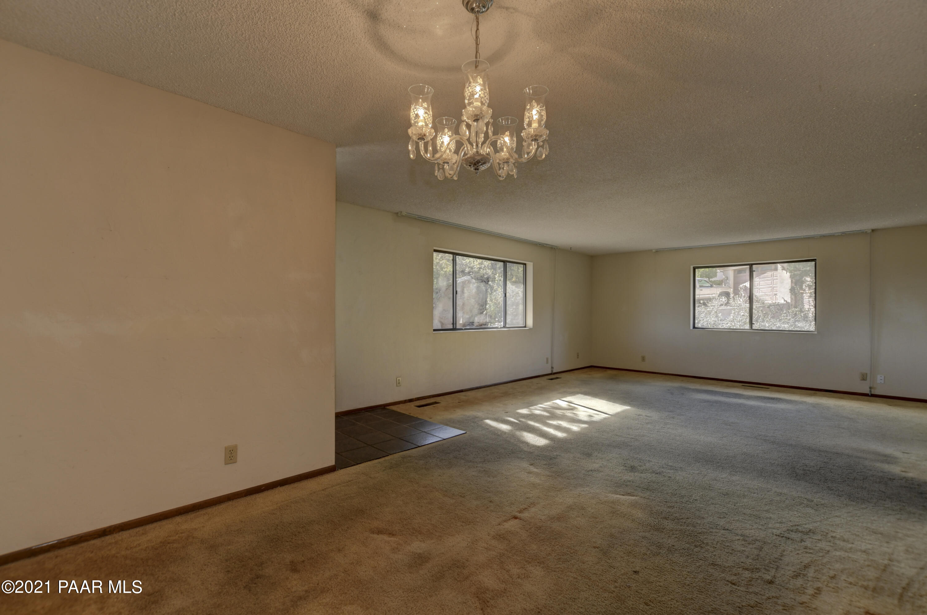 2016 Forest Hills Road Prescott, AZ 86303 - Photo 16 of 30 Living Room