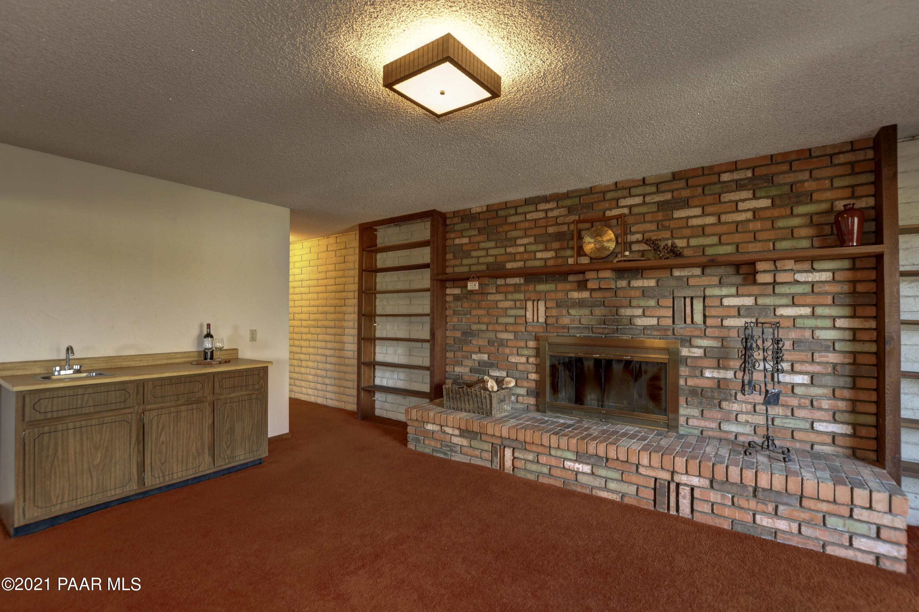 2016 Forest Hills Road Prescott, AZ 86303 - Photo 6 of 30 Family Room Fireplace