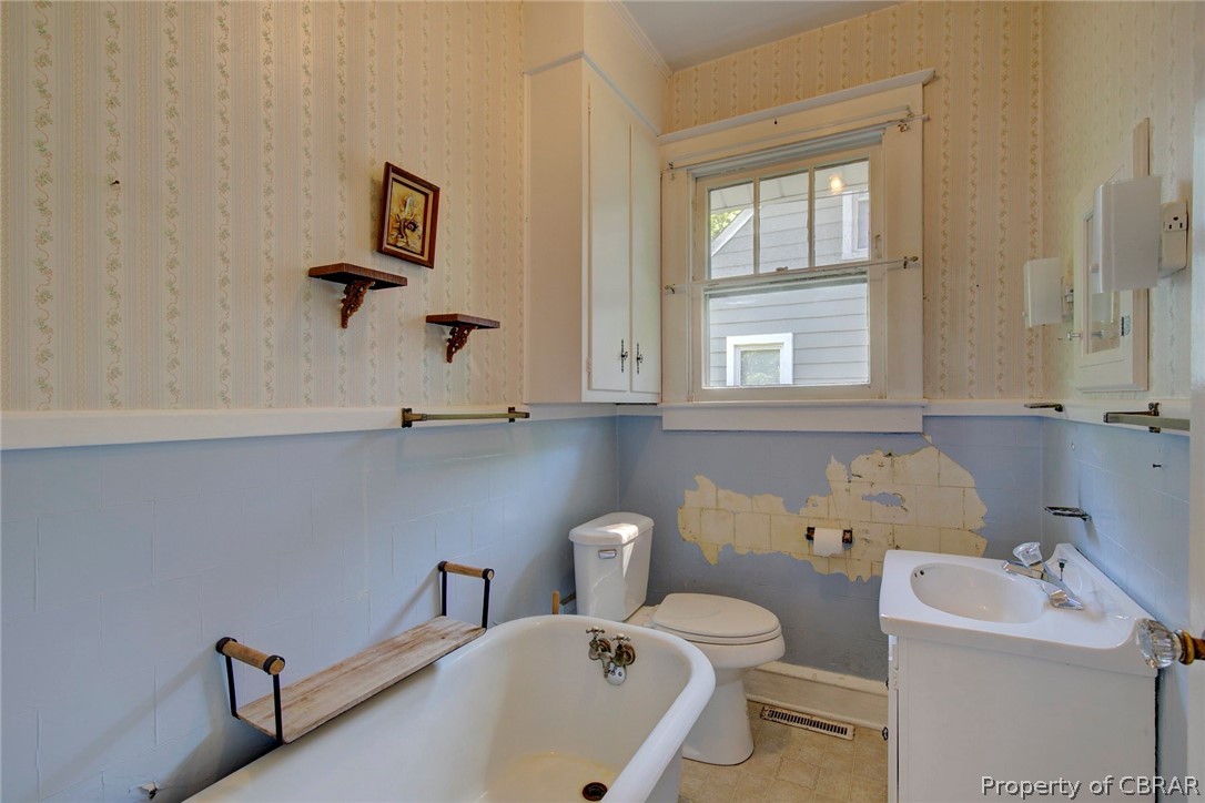 703 Beach Road Hampton, VA 23664 - Photo 18 of 23 Gallery Image 18