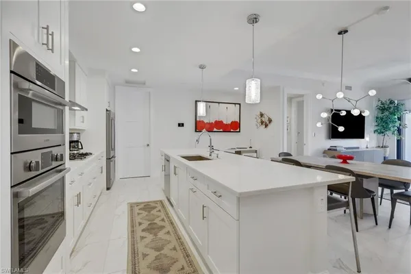 $1,599,000 | 1135 3rd Avenue South, Unit 403, Naples, FL 34102
