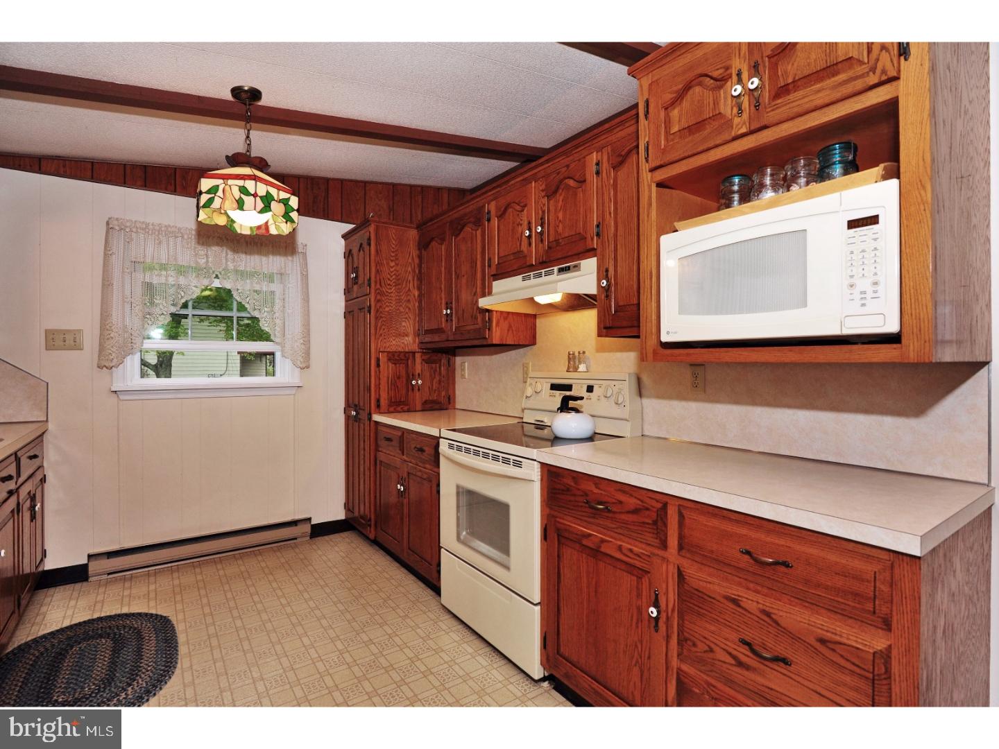 909 Ridge Road Telford, PA 18969 - Photo 12 of 25 Kitchen