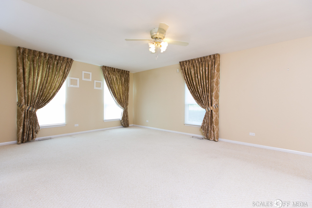 2211 Banbury Road Inverness, IL 60067 - Photo 16 of 48