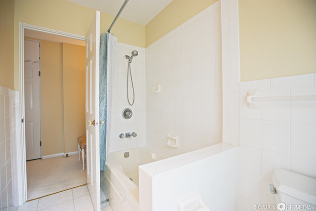 2211 Banbury Road Inverness, IL 60067 - Photo 19 of 48