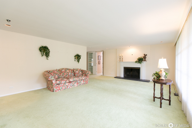 2211 Banbury Road Inverness, IL 60067 - Photo 27 of 48