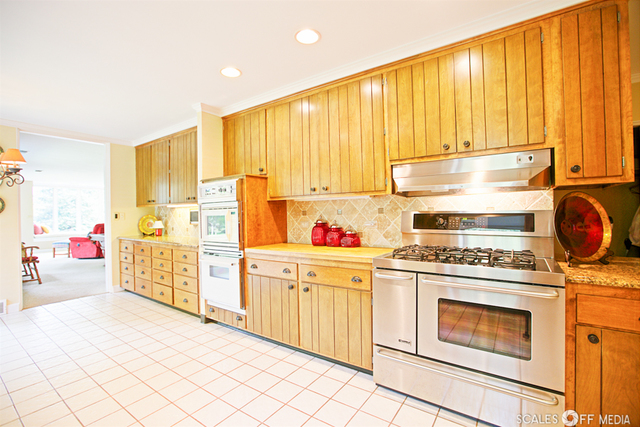 2211 Banbury Road Inverness, IL 60067 - Photo 35 of 48
