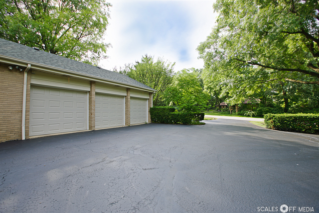 2211 Banbury Road Inverness, IL 60067 - Photo 47 of 48