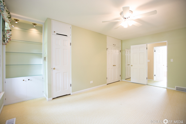 2211 Banbury Road Inverness, IL 60067 - Photo 9 of 48