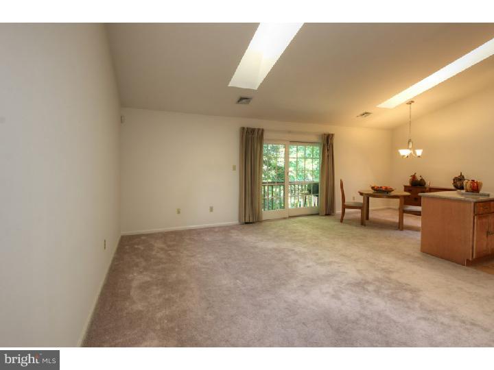 57 Eraser Road Moorestown, NJ 08057 - Photo 4 of 24 Living Room
