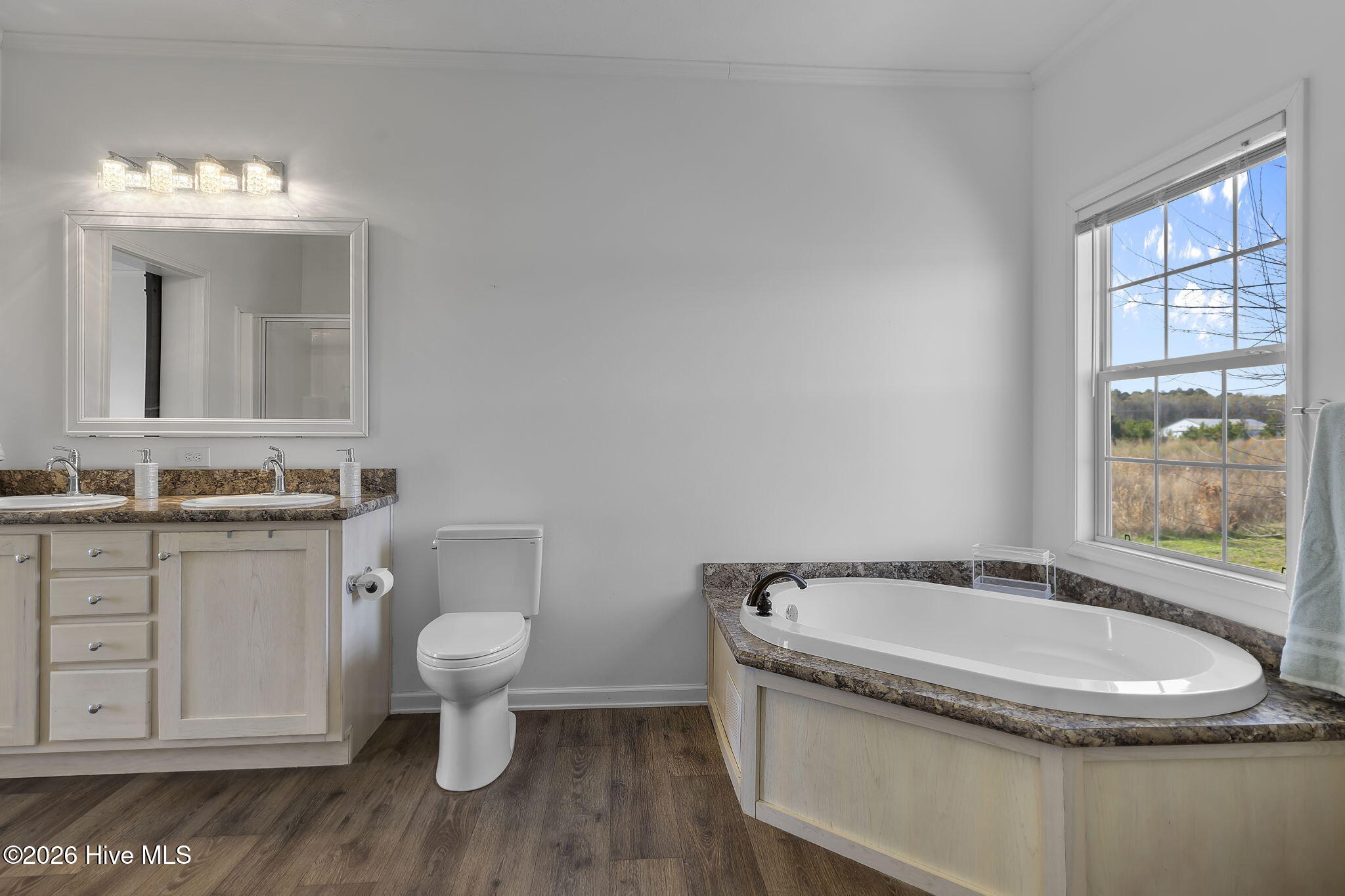 414 North Gregory Road Shawboro, NC 27973 - Photo 20 of 39 Primary Suite
