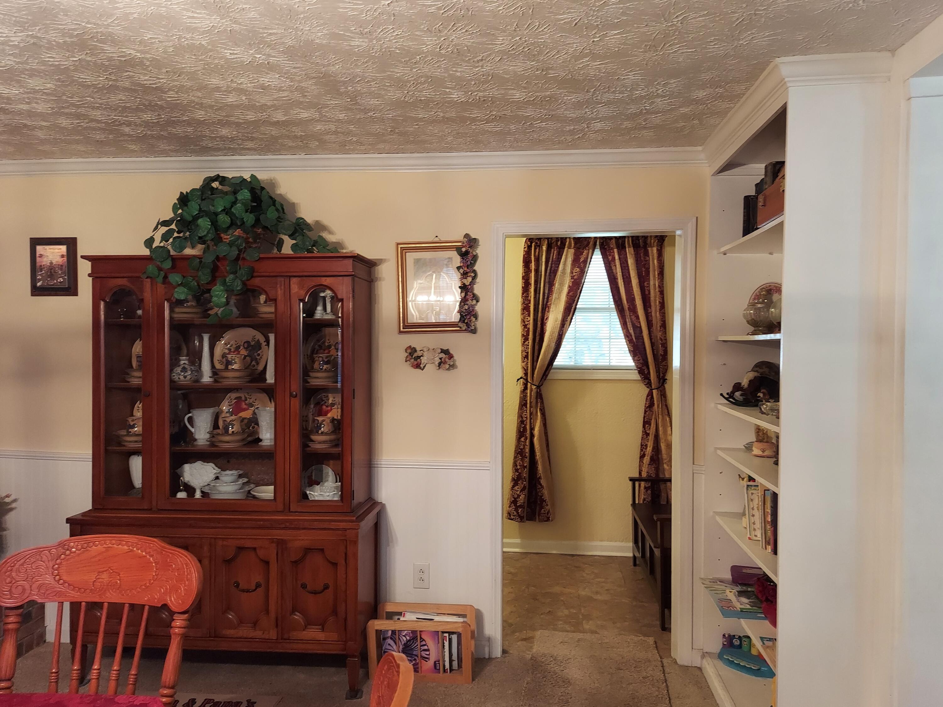 116 Journey's End Road Elizabethton, TN 37643 - Photo 14 of 42 20221007_134031