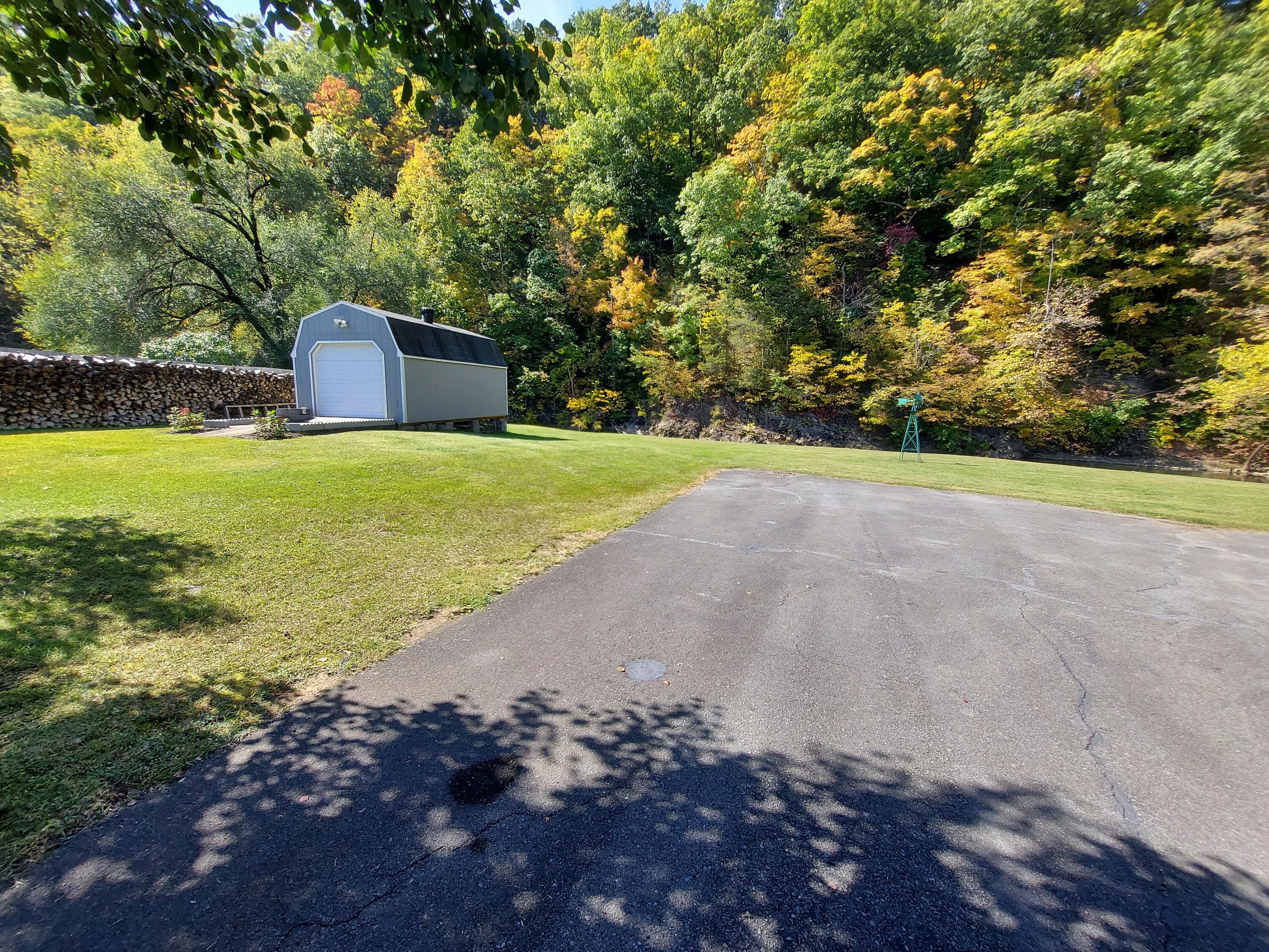 116 Journey's End Road Elizabethton, TN 37643 - Photo 34 of 42 20221007_135130