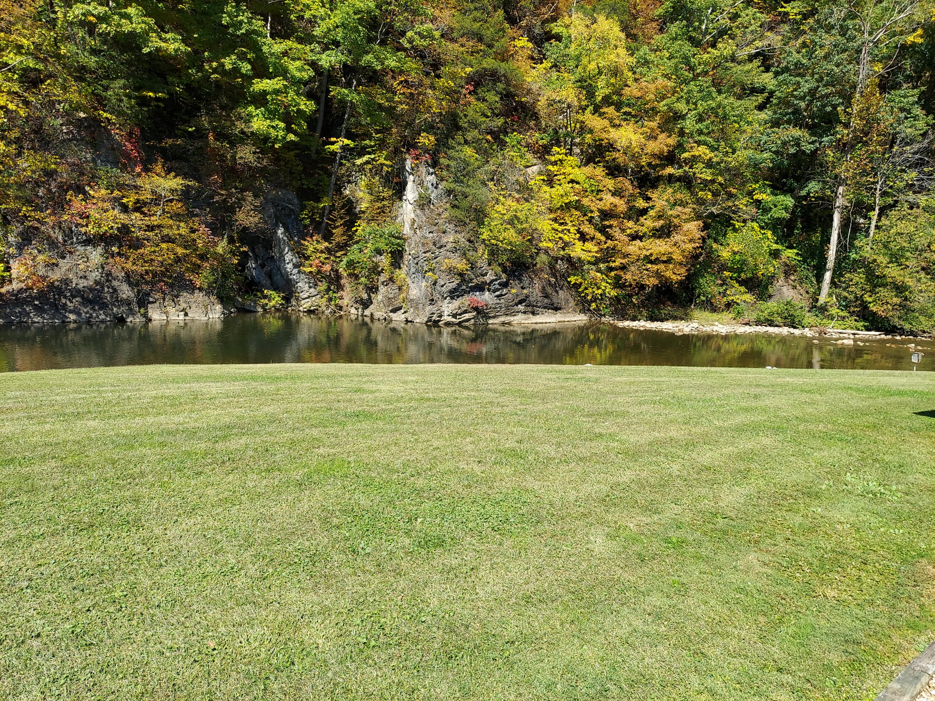 116 Journey's End Road Elizabethton, TN 37643 - Photo 40 of 42 20221007_133552_02