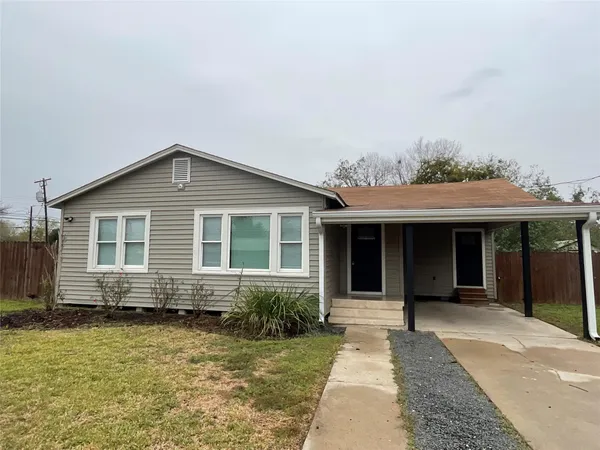$170,000 | 207 South George Street, Victoria, TX 77901