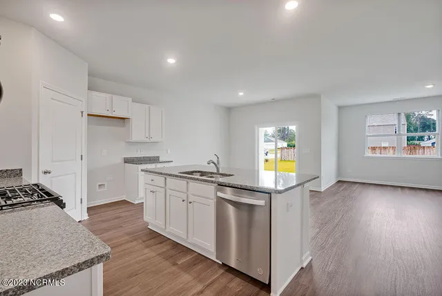 $389,999 | 5045 Roundhead Drive, Unit LOT 80, Leland, NC 28451