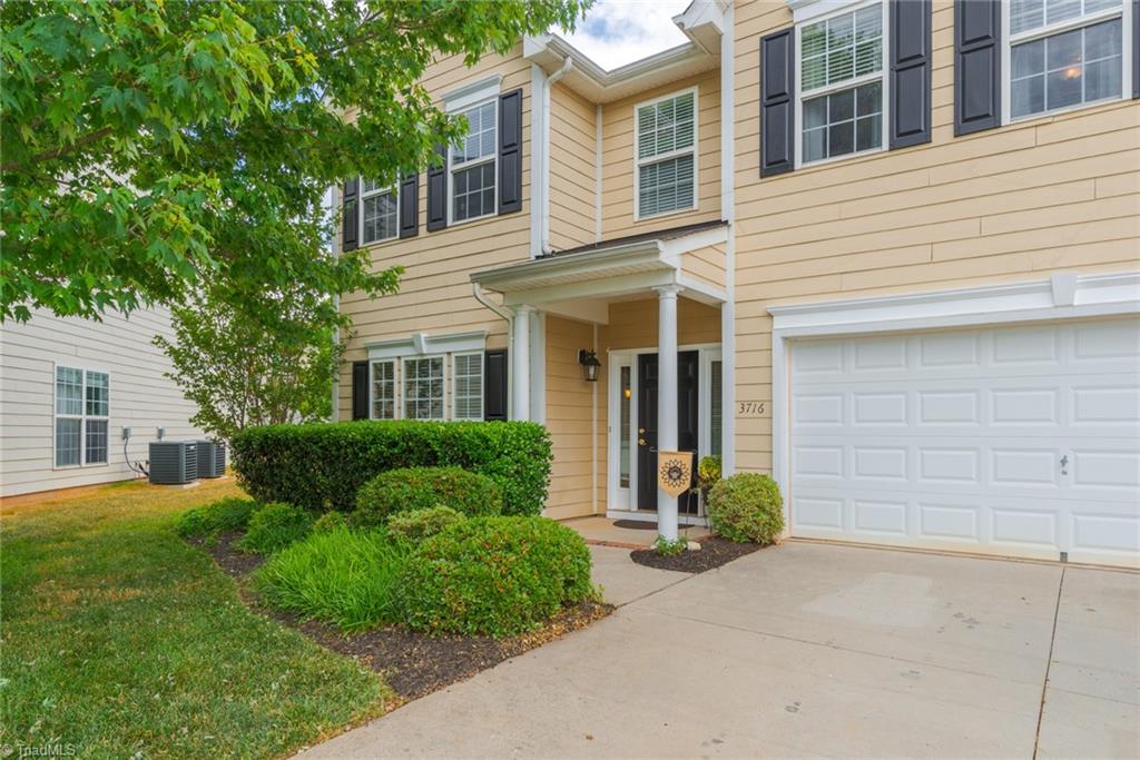 3716 Lexham Court High Point, NC 27265 - Photo 2 of 43 Gallery Image 2