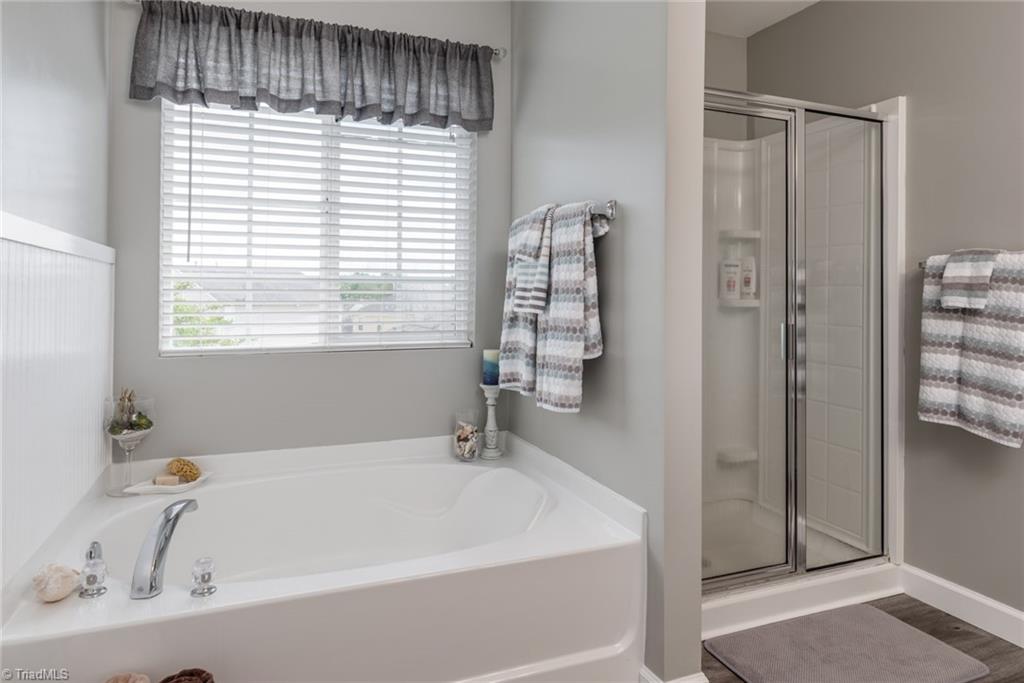 3716 Lexham Court High Point, NC 27265 - Photo 27 of 43 Gallery Image 27