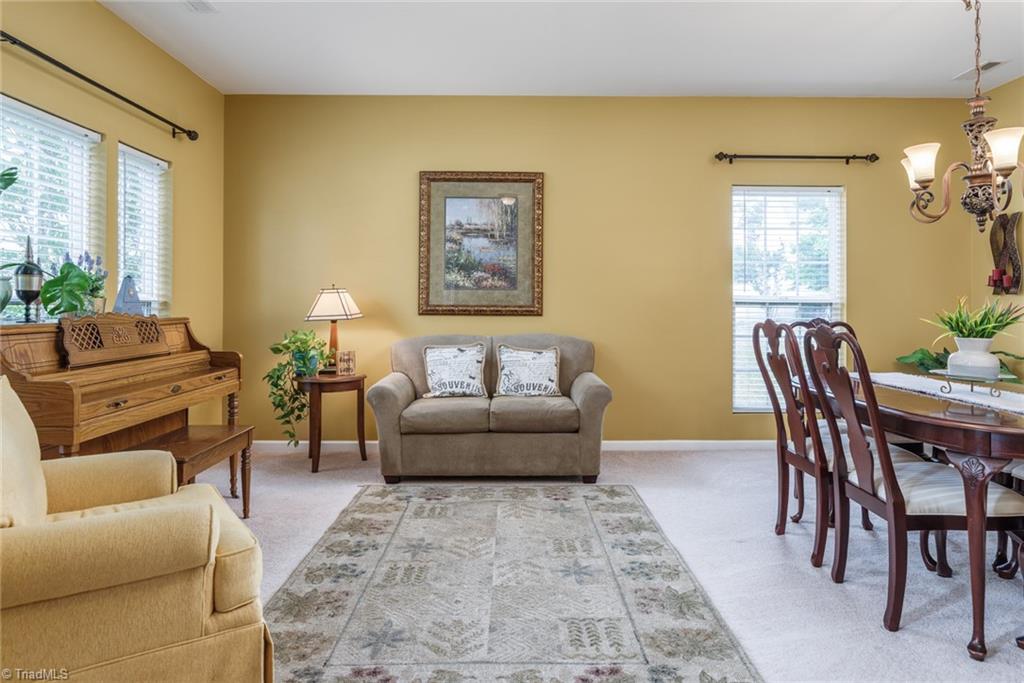 3716 Lexham Court High Point, NC 27265 - Photo 7 of 43 Gallery Image 7