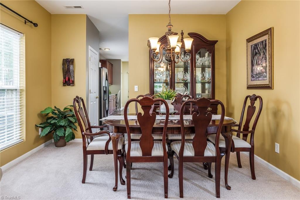 3716 Lexham Court High Point, NC 27265 - Photo 9 of 43 Gallery Image 9
