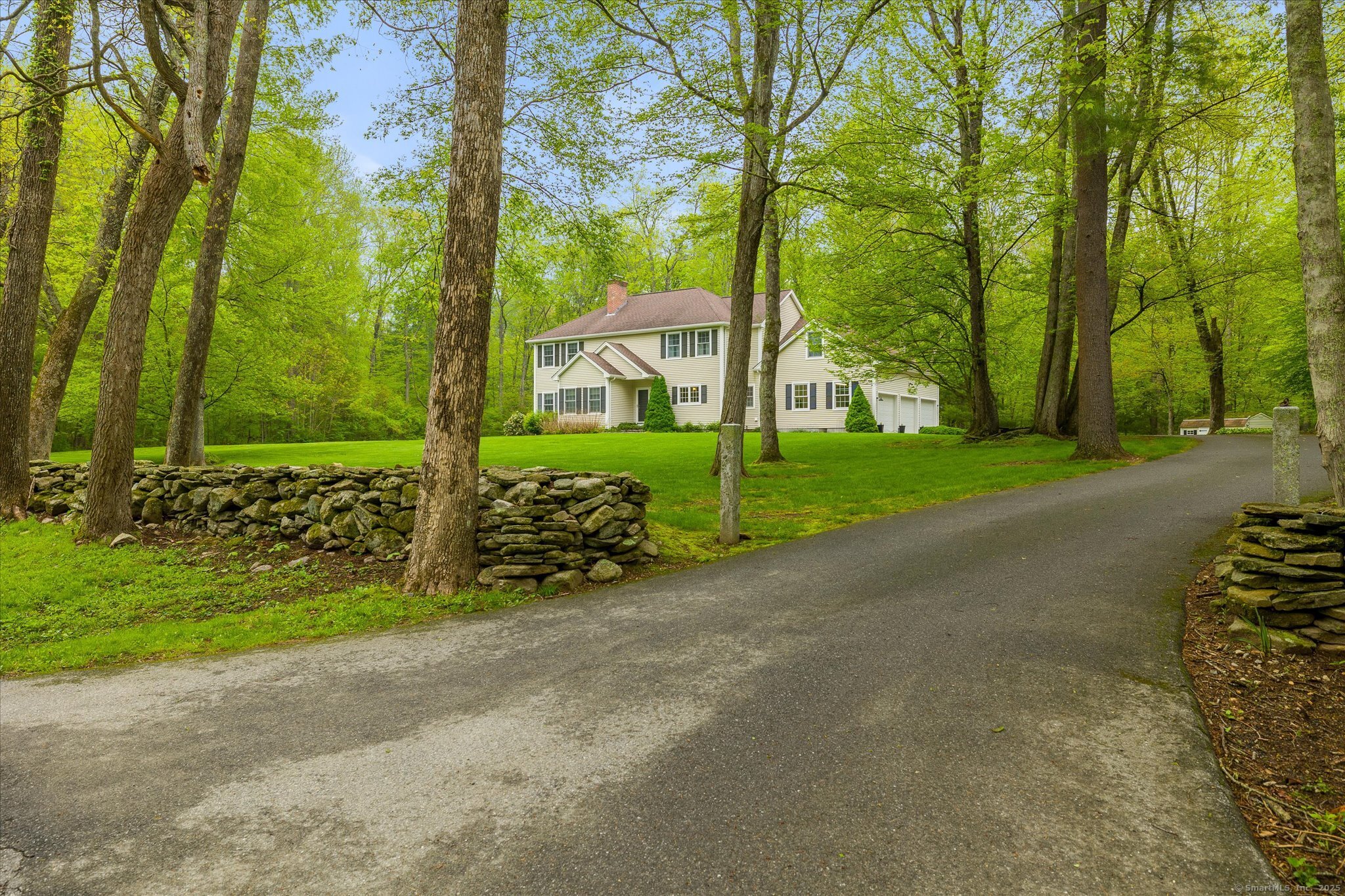 133 Calkins Road Woodstock, CT 06281 - Photo 1 of 1 Gallery Image 1