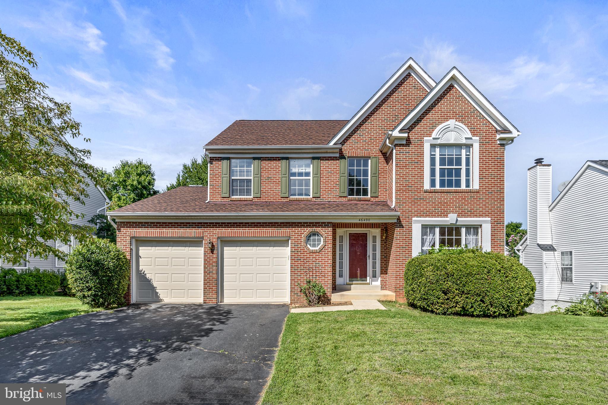 46490 Cedarhurst Drive Sterling, VA 20165 - Photo 2 of 37 Exteriro Front