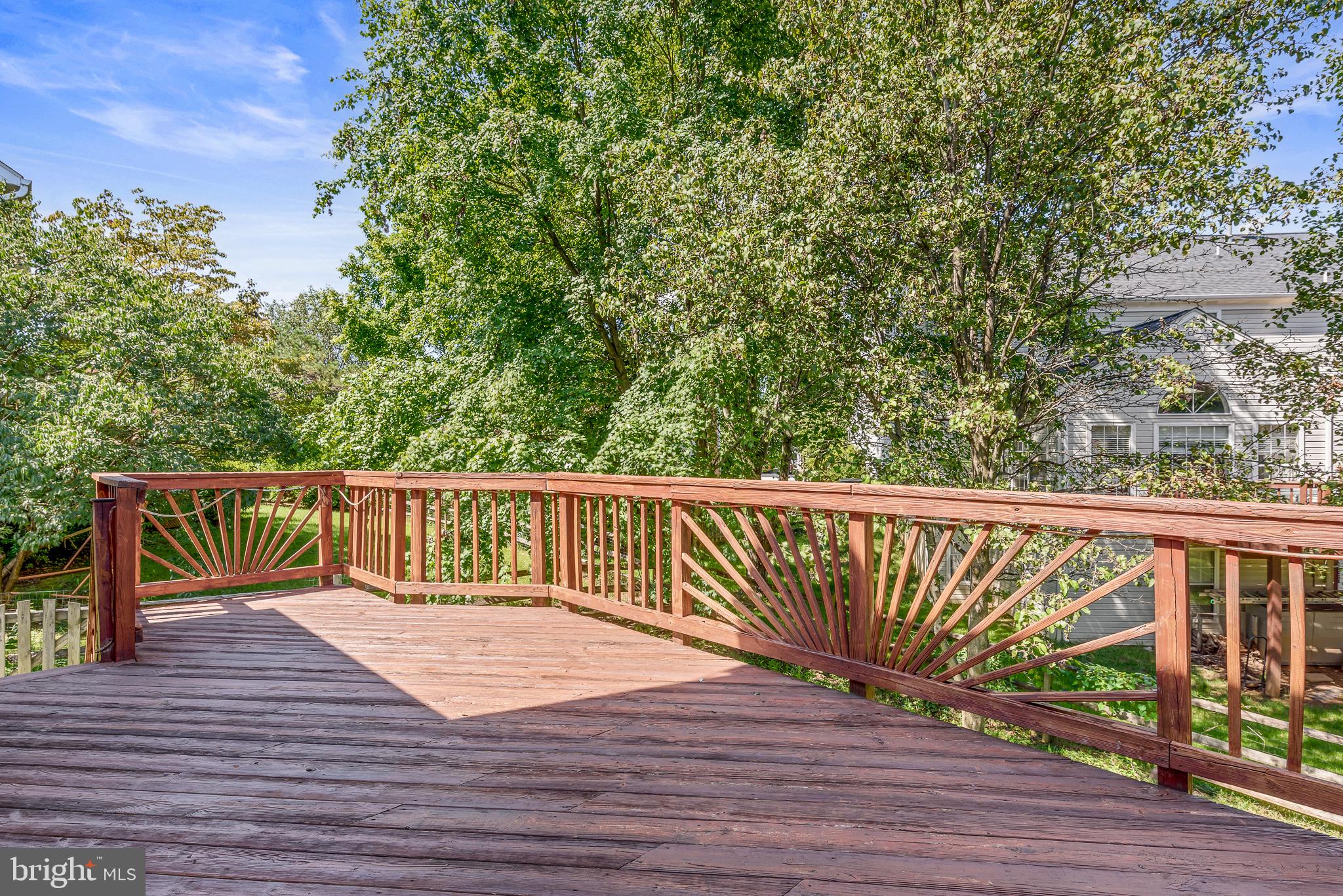 46490 Cedarhurst Drive Sterling, VA 20165 - Photo 13 of 37 Deck