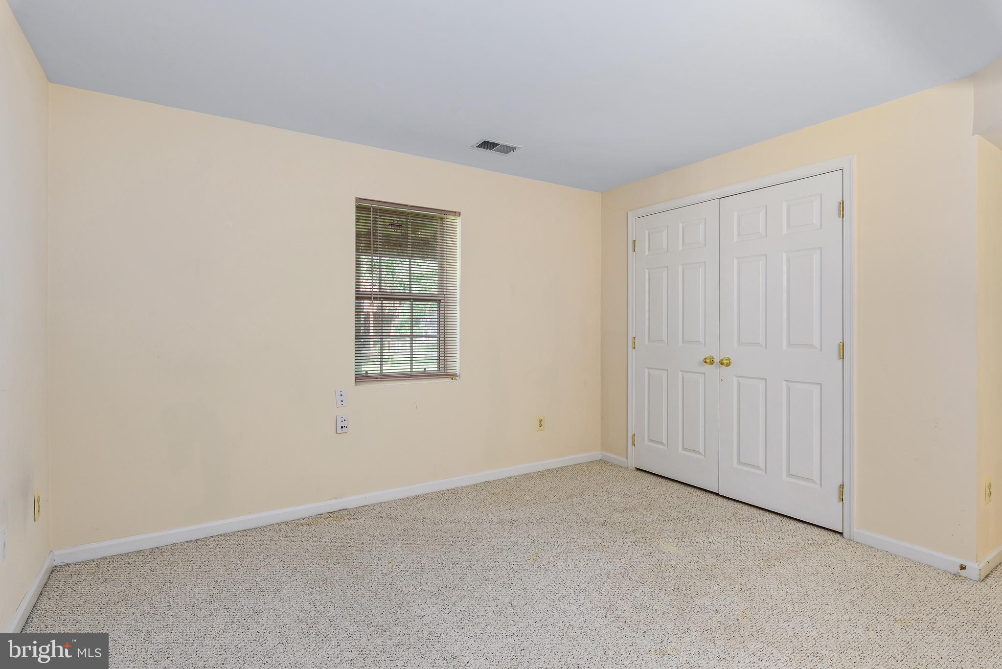 46490 Cedarhurst Drive Sterling, VA 20165 - Photo 36 of 37 Lower Level Bedroom #4
