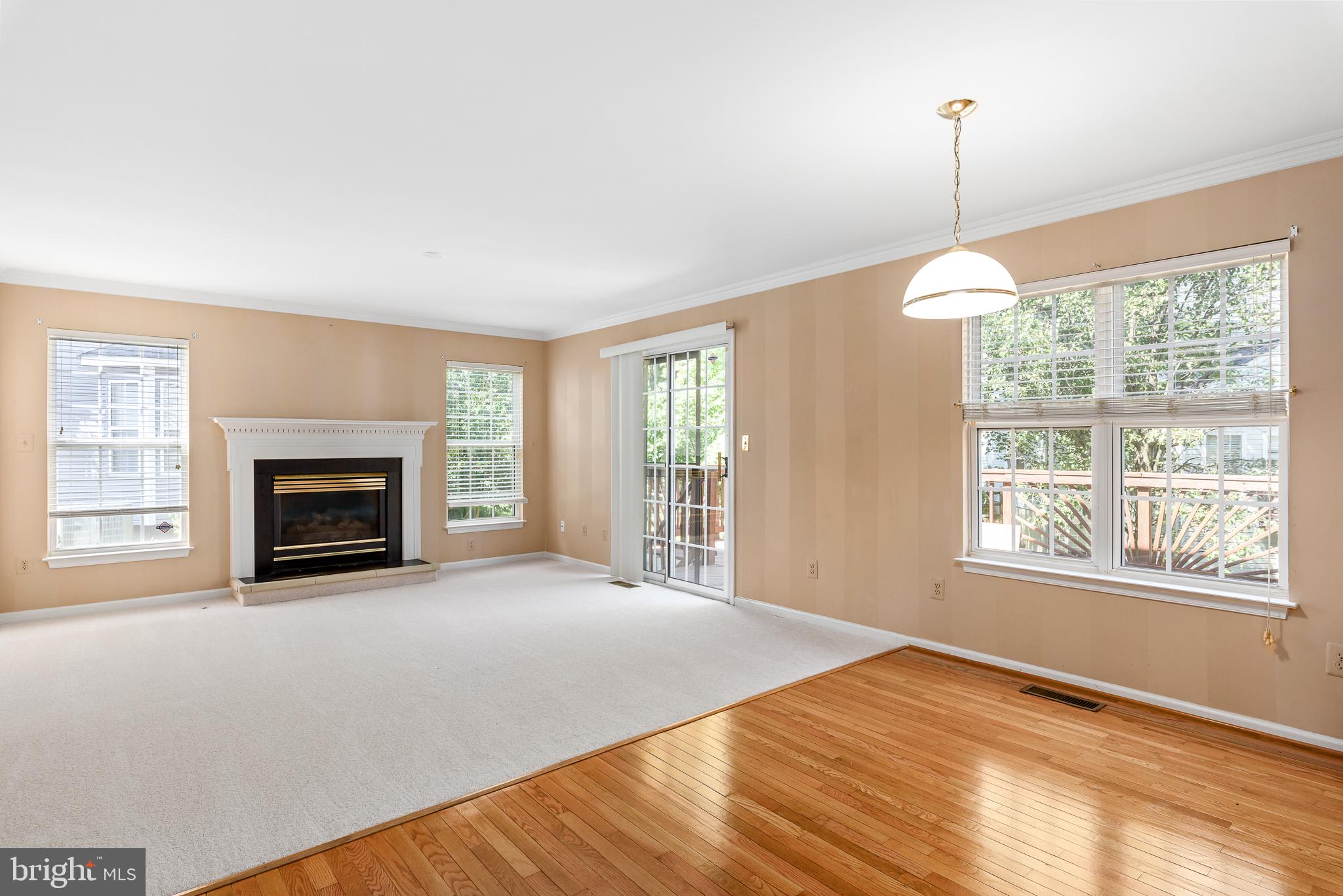46490 Cedarhurst Drive Sterling, VA 20165 - Photo 10 of 37 Breakfast Area at Family Room