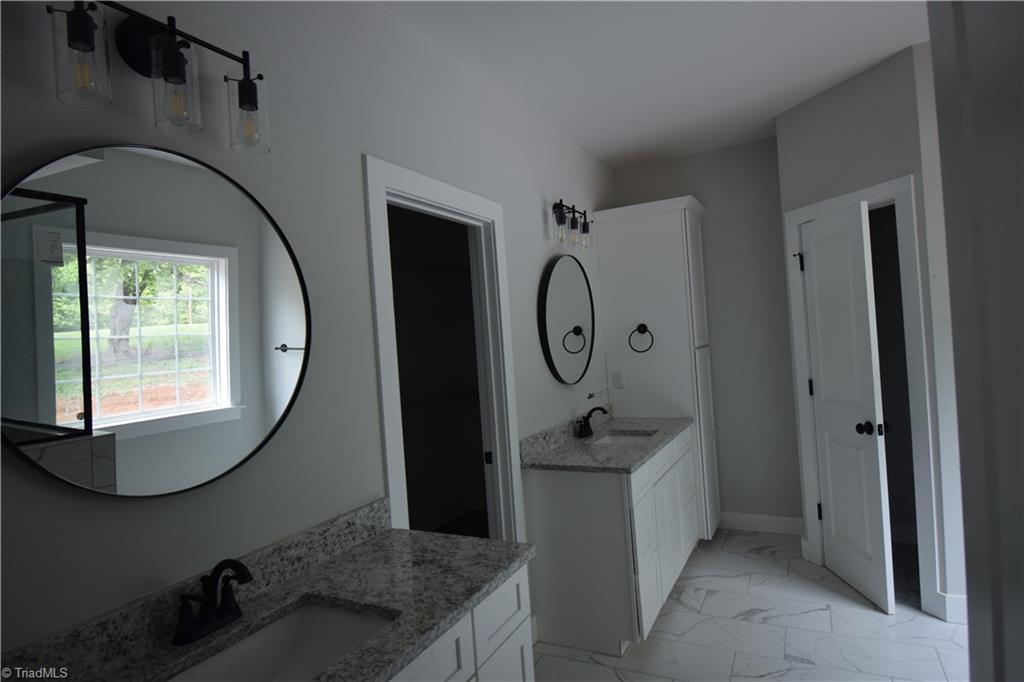 7253 Yadkinville Road Pfafftown, NC 27040 - Photo 11 of 14 Gallery Image 11