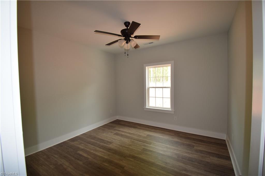 7253 Yadkinville Road Pfafftown, NC 27040 - Photo 5 of 14 Gallery Image 5