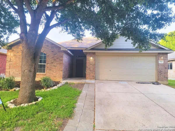 $1,700 | 12610 Course View Drive, San Antonio, TX 78221