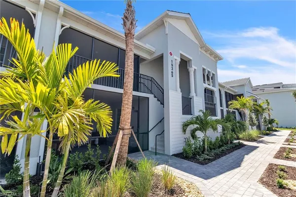 $340,000 | 15265 Grn Acrs Avenue, Unit 226, Babcock Ranch, FL 33982