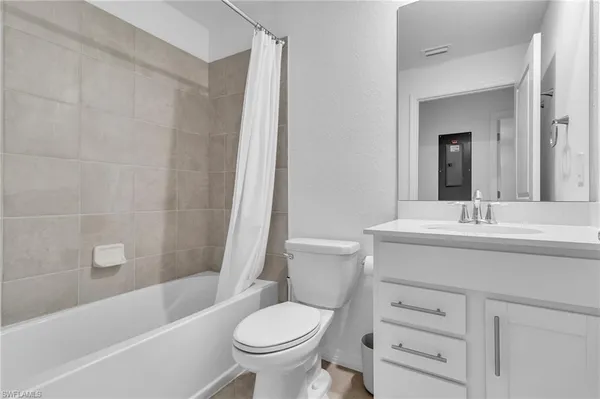 $340,000 | 15265 Grn Acrs Avenue, Unit 226, Babcock Ranch, FL 33982