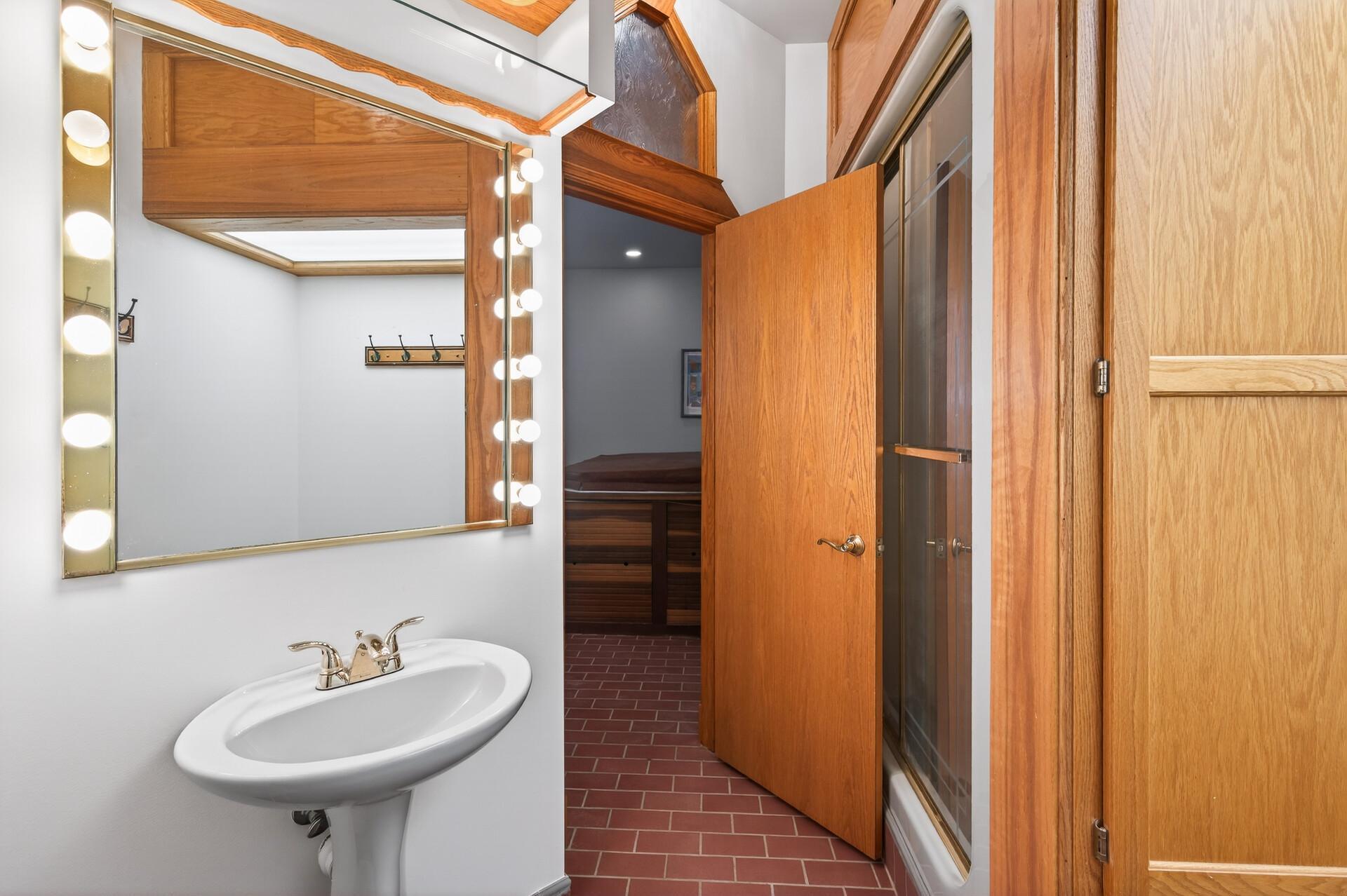 55 Interlachen Drive Excelsior, MN 55331 - Photo 45 of 101