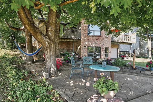 $1,599,000 | 55 Interlachen Drive, Excelsior, MN 55331