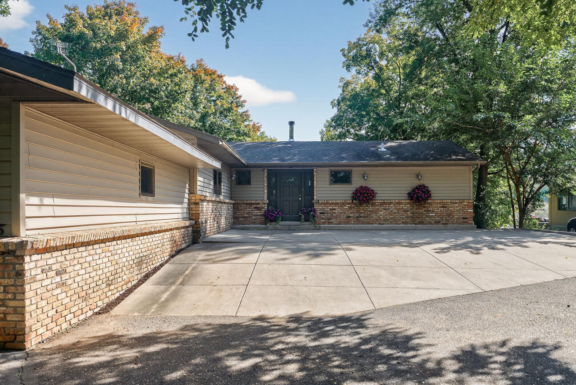 55 Interlachen Drive Excelsior, MN 55331 - Photo 65 of 101