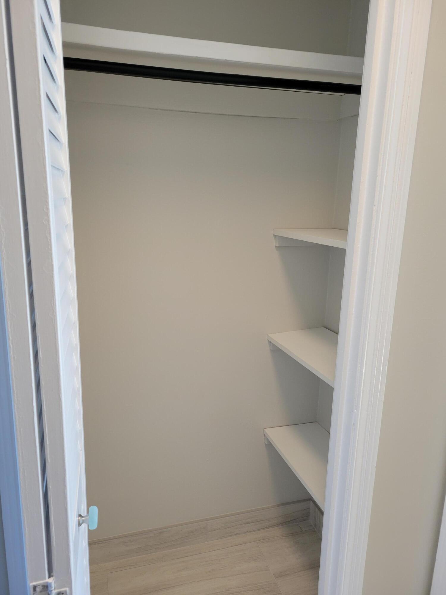 101 South Golfview Road, Unit 11 Lake Worth Beach, FL 33460 - Photo 16 of 28 a view of room