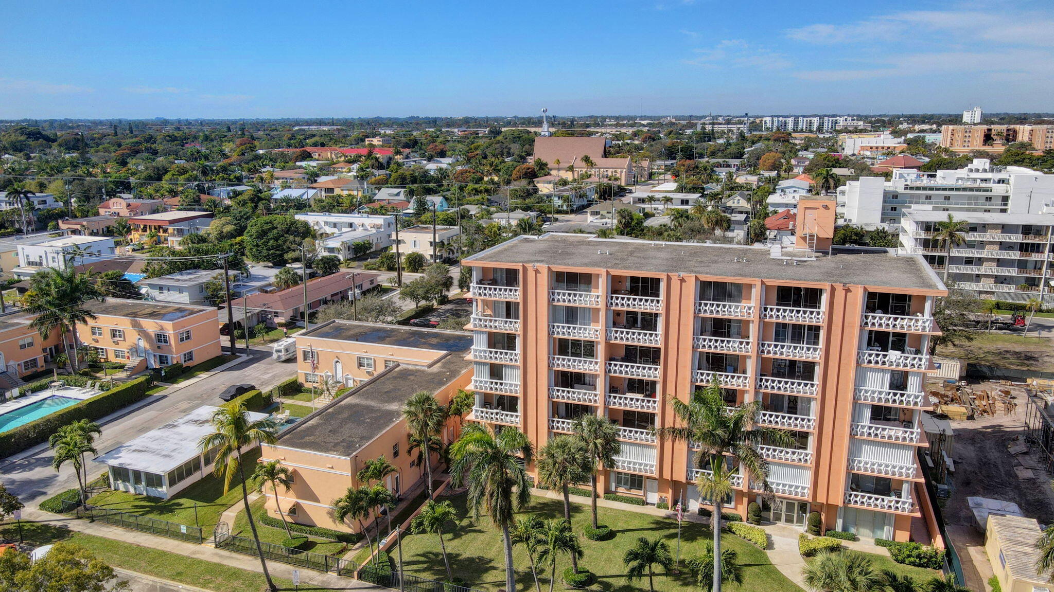 101 South Golfview Road, Unit 11 Lake Worth Beach, FL 33460 - Photo 24 of 28 a view of city with tall buildings